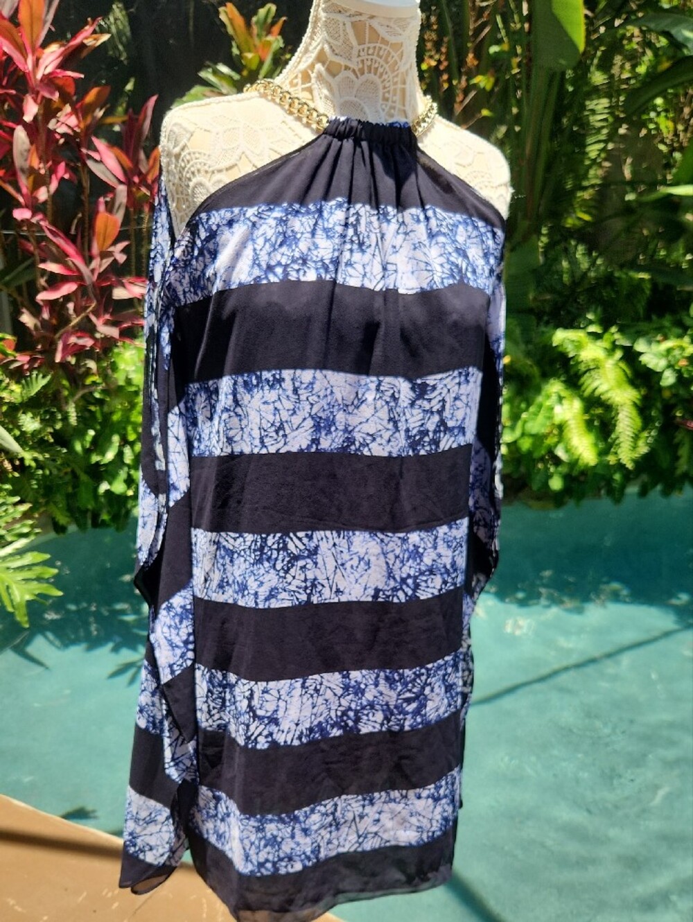 Michael Kors Navy and White Reversible Halter Dress..amazing! - Picture 2 of 10